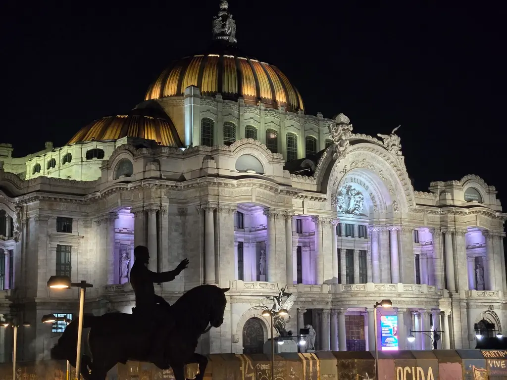Bellas Artes building